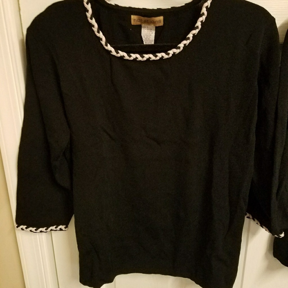 Lightweight sweater